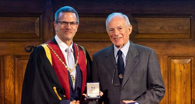 Emeritus professor honoured by RCVS